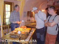 Tlačenice perníku v Království perníku 28. 9. 2011